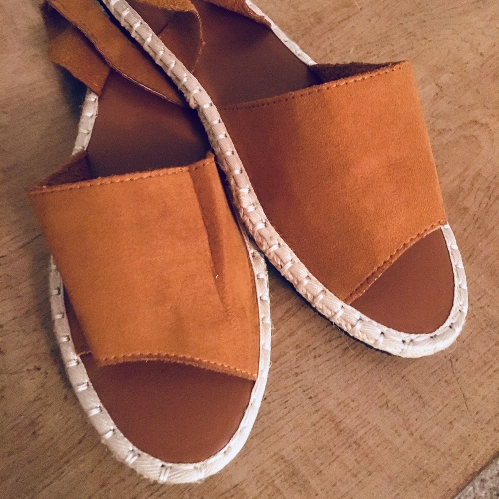 Brand Nee Espadrilles Sandals - Size 40